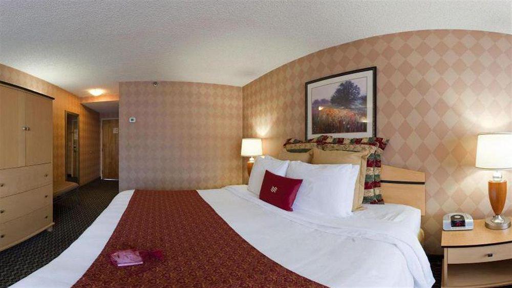 Crowne Plaza Silicon Valley North - Union City By Ihg Екстериор снимка