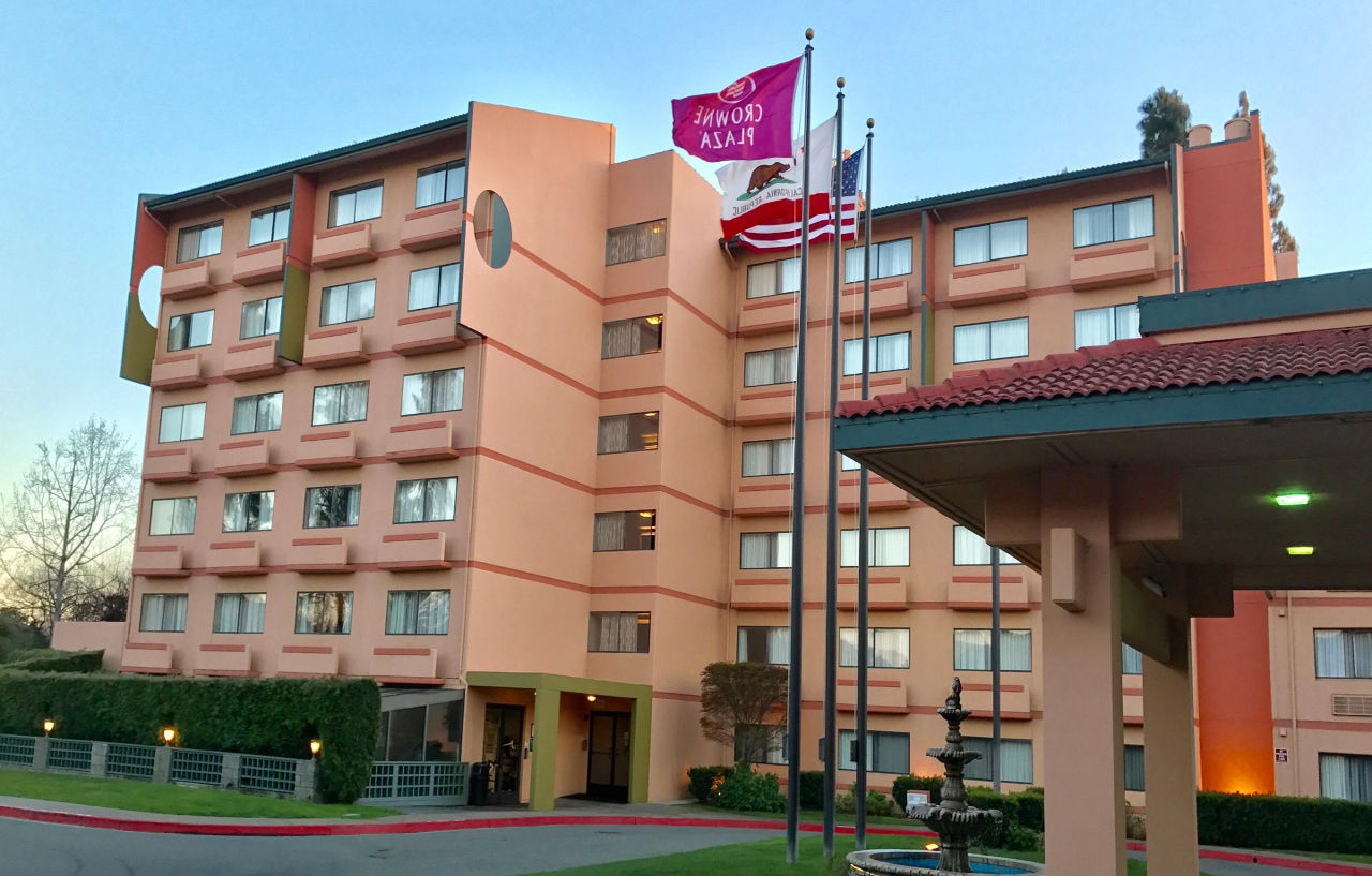 Crowne Plaza Silicon Valley North - Union City By Ihg Екстериор снимка